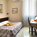 Mara\'S House